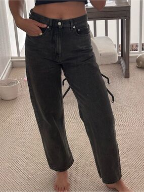 Arket Straight Leg Jeans in Washed Black